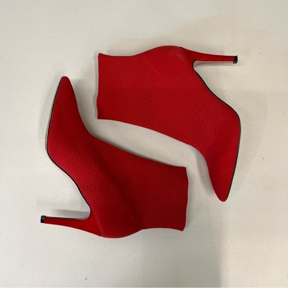 MIA McKinley Red Sock Boots Booties Size 8.5 - Picture 4 of 10